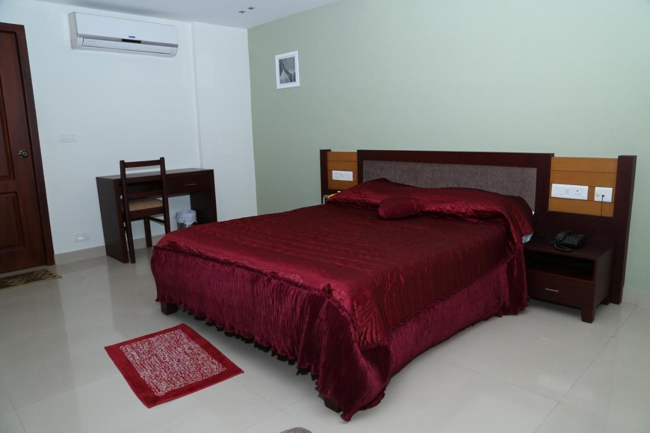 Hazmi Inn Perintalmanna Bagian luar foto